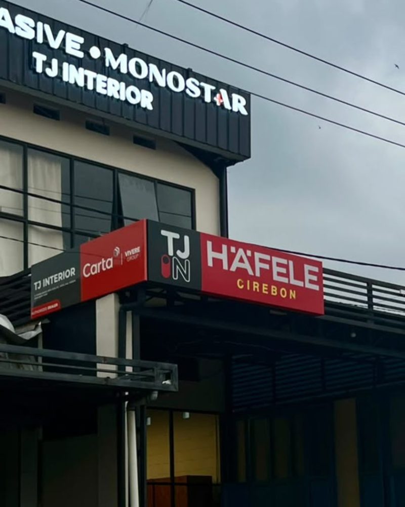 Tampak depan workshop dan showroom TJ Home di Weru, Cirebon
